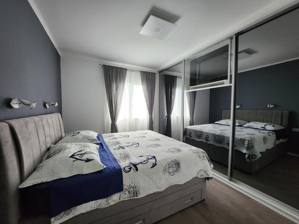 Airport Split Apartment Kaštel Štafilić Exterior foto